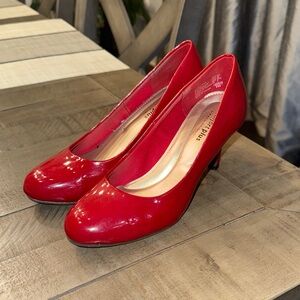 Comfort Plus by Predictions Red Heels